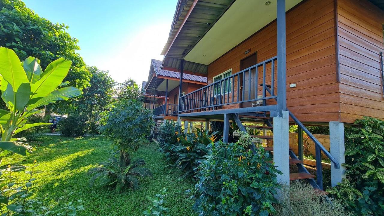 Pasanchai Bungalow Vang Vieng Exterior foto